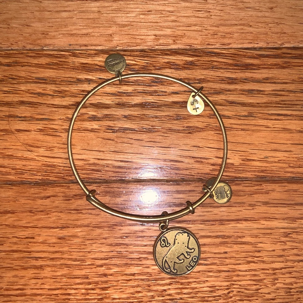Alex and Ani Leo Zodiac Charm Gold Bangle Bracelet